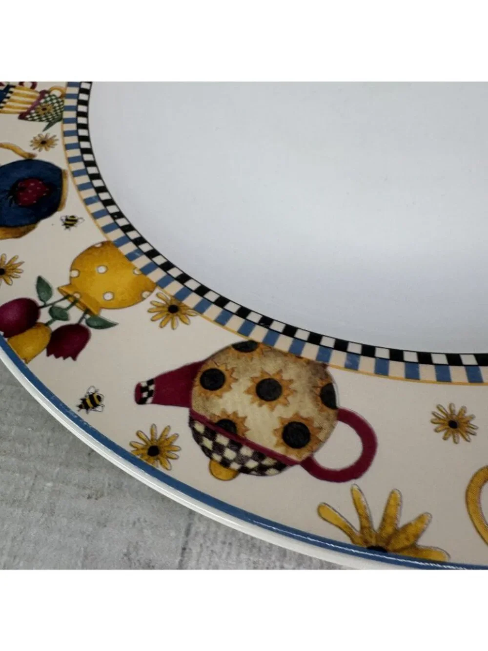 1998 Sakura Debbie Mumm TEAPOTS Various Cups Stoneware Dinner Plates Set of 2
